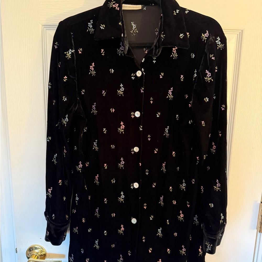 Coldwater Creek Black velour shirt with floral embroidery and shell buttons